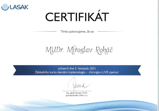 Základní kurz implantologie